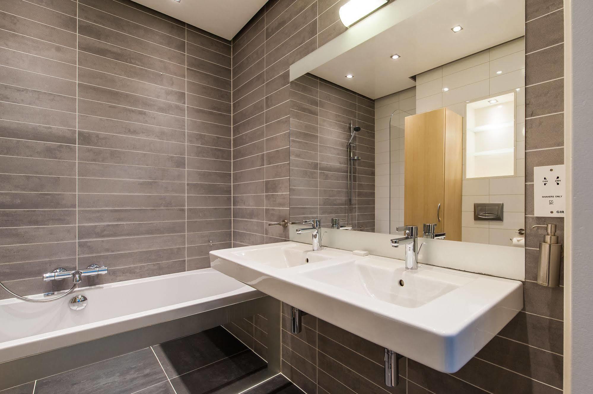Short Stay Group Congress Centre Serviced Apartments Амстердам Екстериор снимка